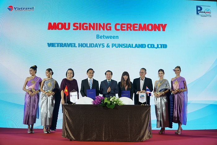 Các hoạt động ký kết giữa Tập đoàn Vietravel (bao gồm Vietravel Holiday và Vietravel Airlines) với các đối tác thị trường Thái Lan trong khuôn khổ buổi xúc tiến du lịch Việt Nam
